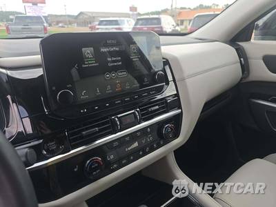 2025 Nissan Pathfinder SL - zdjęcie 7 z 19 - miniatura
