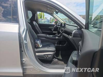 2025 Toyota Grand Highlander XLE - zdjęcie 16 z 19 - miniatura