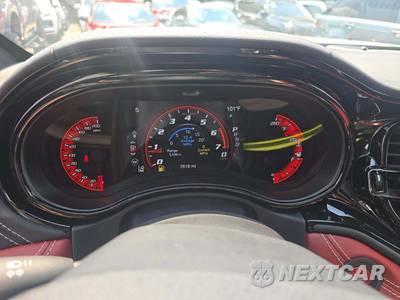 2023 Dodge Durango SRT Hellcat Premium - zdjęcie 6 z 18 - miniatura