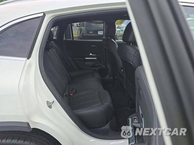 2021 Mercedes-Benz GLA 250 4MATIC - zdjęcie 13 z 19 - miniatura