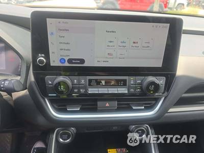 2025 Toyota Grand Highlander XLE - zdjęcie 7 z 18 - miniatura