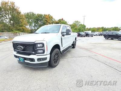 2025 Ford Super Duty F-350 Lariat Crew Cab Medium Bed