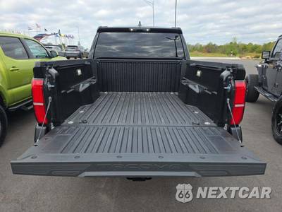 2025 Toyota Tacoma SR Crew Cab Medium Bed - zdjęcie 14 z 25 - miniatura