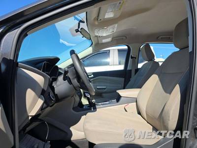 2018 Ford Escape SE - zdjęcie 6 z 27 - miniatura
