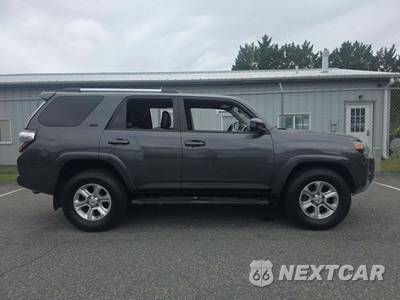 2020 Toyota 4Runner SR5 - zdjęcie 4 z 25 - miniatura