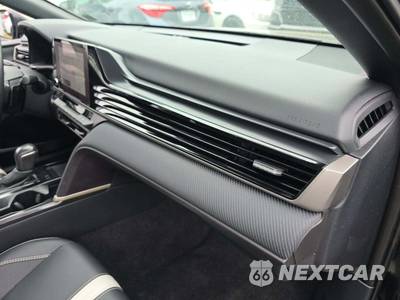 2025 Toyota Camry SE - zdjęcie 19 z 24 - miniatura