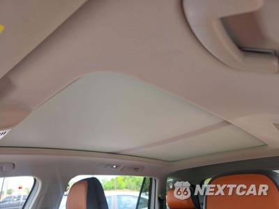 2019 Volkswagen Tiguan SEL Premium - zdjęcie 11 z 23 - miniatura