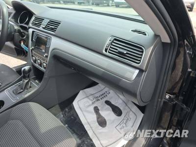 2018 Volkswagen Passat 2.0T S - zdjęcie 19 z 26 - miniatura