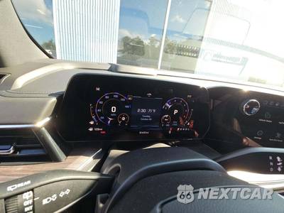 2025 Chevrolet Suburban LT 1LT - zdjęcie 9 z 21 - miniatura