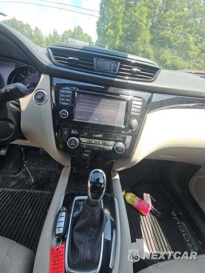 2017 Nissan Rogue Sport SL - zdjęcie 10 z 21 - miniatura