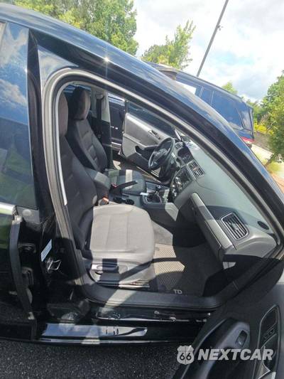 2012 Volkswagen Jetta TDI Sedan - zdjęcie 18 z 26 - miniatura