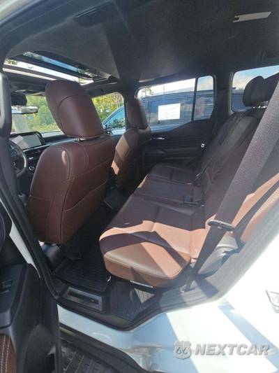 2025 Toyota Land Cruiser - zdjęcie 13 z 20 - miniatura
