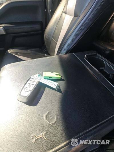 2017 Ford Super Duty F-250 Lariat Crew Cab Medium Bed - zdjęcie 8 z 21 - miniatura