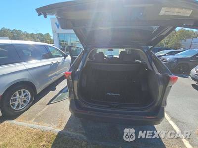 2025 Toyota RAV4 XLE Premium - zdjęcie 14 z 20 - miniatura