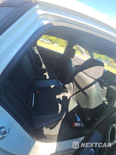 2022 Honda Civic Sedan Sport - zdjęcie 16 z 26 - miniatura