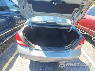 2007 Nissan Versa 1.8 SL Sedan - zdjęcie 14 z 20 - miniatura