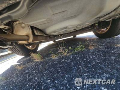 2007 Nissan Versa 1.8 SL Sedan - zdjęcie 15 z 20 - miniatura