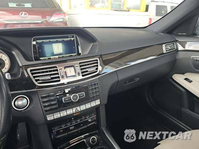 2014 Mercedes-Benz E 550 4MATIC Sedan - zdjęcie 10 z 24 - miniatura