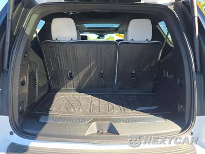 2025 Chevrolet Tahoe Premier 1LZ - zdjęcie 15 z 22 - miniatura