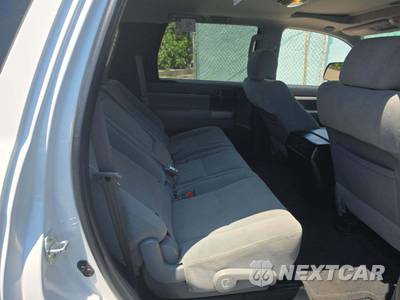 2016 Toyota Sequoia SR5 - zdjęcie 16 z 21 - miniatura