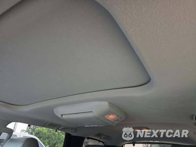 2017 Toyota Sequoia Platinum - zdjęcie 11 z 28 - miniatura