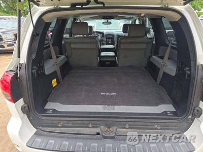 2017 Toyota Sequoia Platinum - zdjęcie 15 z 28 - miniatura