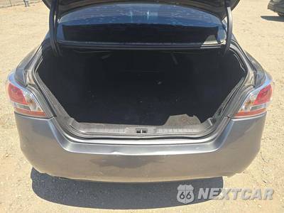 2015 Nissan Altima 2.5 S - zdjęcie 11 z 39 - miniatura