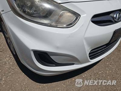 2012 Hyundai Accent GLS Sedan - zdjęcie 21 z 34 - miniatura