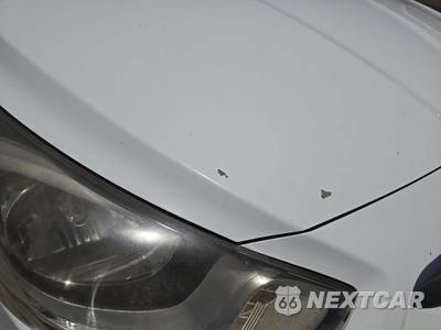 2012 Hyundai Accent GLS Sedan - zdjęcie 22 z 34 - miniatura