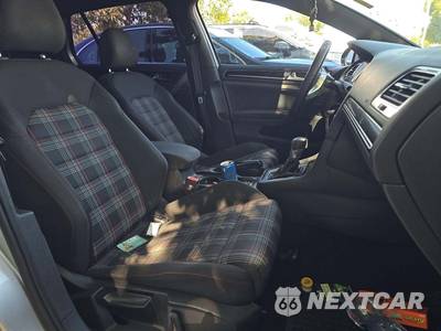 2017 Volkswagen Golf GTI S Hatchback - zdjęcie 18 z 26 - miniatura