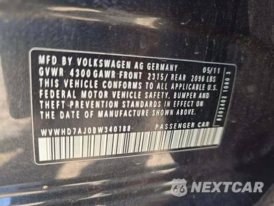 2011 Volkswagen GTI w/Sunroof - zdjęcie 2 z 31 - miniatura