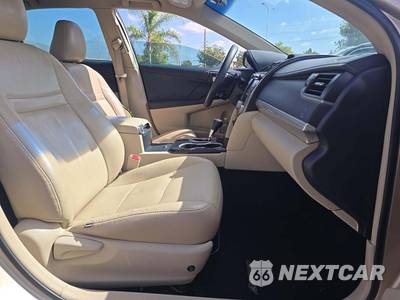 2012 Toyota Camry LE - zdjęcie 18 z 31 - miniatura