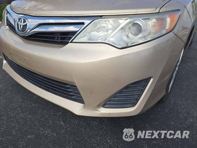 2012 Toyota Camry LE - zdjęcie 24 z 31 - miniatura