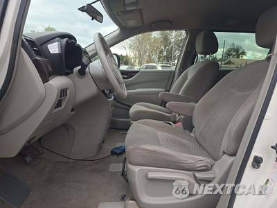 2015 Nissan Quest S 118.1" WB - zdjęcie 6 z 38 - miniatura