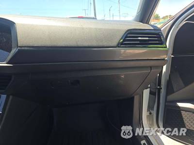 2021 Volkswagen Jetta GLI S - zdjęcie 19 z 25 - miniatura