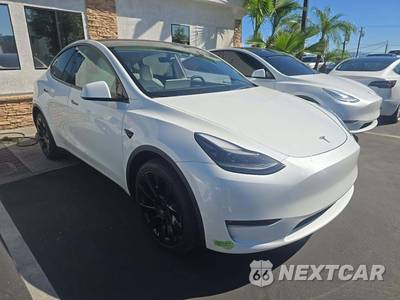 2023 Tesla Model Y Long Range - zdjęcie 4 z 23 - miniatura
