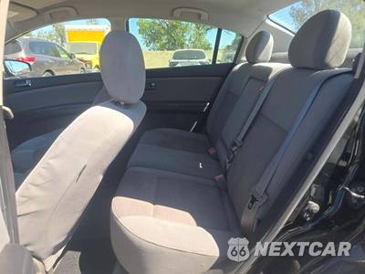 2012 Nissan Sentra 2.0 SR - zdjęcie 13 z 41 - miniatura