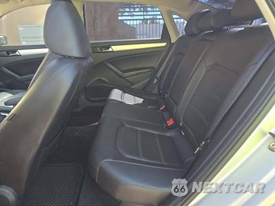 2013 Volkswagen Passat TDI SE w/Sunroof - zdjęcie 13 z 24 - miniatura