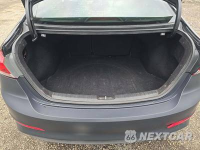 2017 Hyundai Elantra Value Edition Sedan - zdjęcie 14 z 31 - miniatura