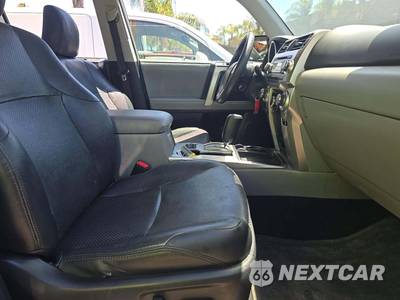 2010 Toyota 4Runner SR5 - zdjęcie 18 z 26 - miniatura