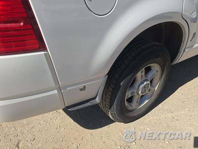 2004 Ford Explorer XLT - zdjęcie 29 z 39 - miniatura