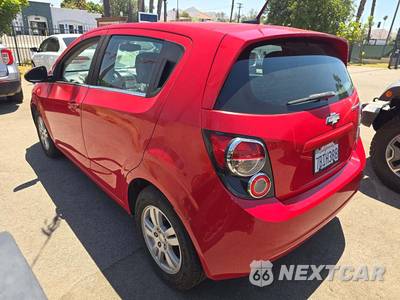 2013 Chevrolet Sonic LT Hatchback 1SD - zdjęcie 2 z 41 - miniatura