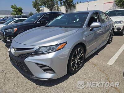 2018 Toyota Camry SE - zdjęcie 1 z 25 - miniatura