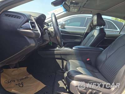 2018 Toyota Camry SE - zdjęcie 6 z 25 - miniatura