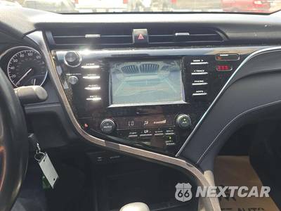 2018 Toyota Camry SE - zdjęcie 10 z 25 - miniatura
