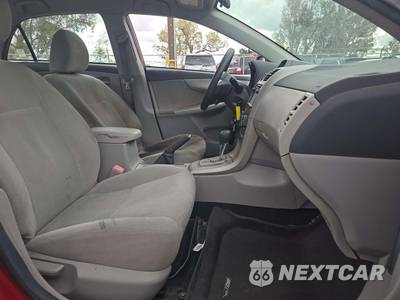 2013 Toyota Corolla LE - zdjęcie 18 z 47 - miniatura