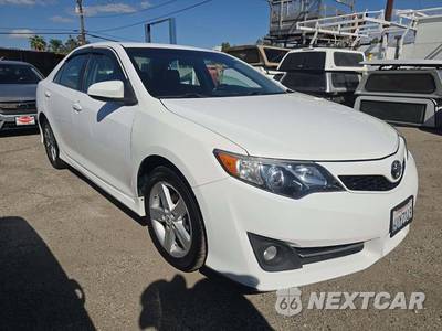 2012 Toyota Camry SE - zdjęcie 4 z 54 - miniatura