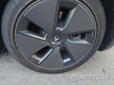 2021 Tesla Model 3 Standard Range Plus - zdjęcie 26 z 26 - miniatura