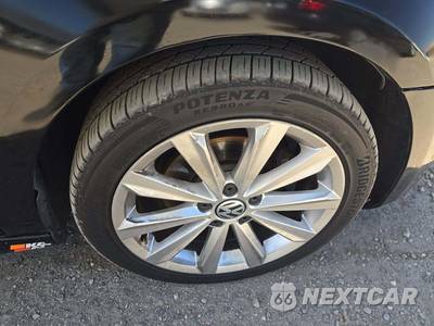 2013 Volkswagen Golf 2.0L TDI - zdjęcie 29 z 32 - miniatura