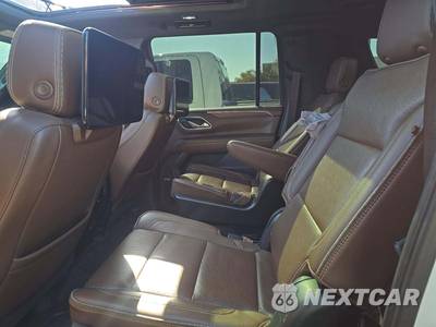 2021 Chevrolet Suburban High Country 3LZ - zdjęcie 13 z 27 - miniatura